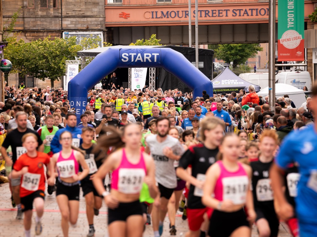 Young runners at the Paisley Fun Run 2026