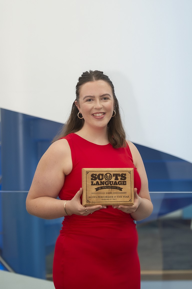 Ellie Beaton with her Scots Performer o the Year award
