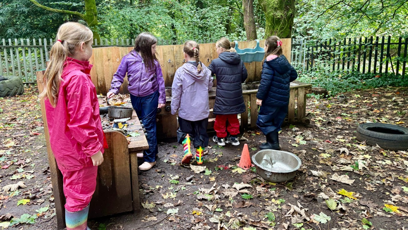 Pupils taking part in outdoor learning at Bridge of Weir Primary School