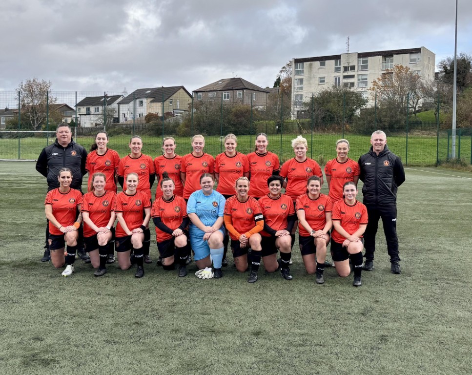 Gleniffer Thistle Ladies FC squad with coaching staff